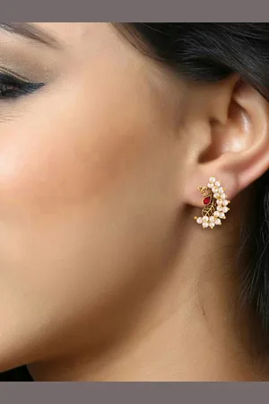 DIVASTRI Contemporary Studs Earrings
