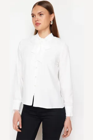 Trendyol Tie-Up Neck Opaque Casual Shirt