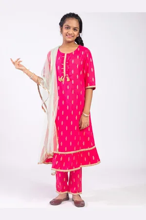HERE&NOW Girls Pink & Gold-Toned Floral Printed Gotta Patti Kurta with Trousers & Dupatta