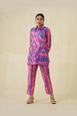 Ishin Abstract Printed Tunic With Trousers