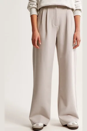 Chemistry Women Ultra Tapered Fit High-Rise Pleated Trousers