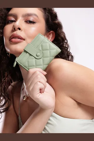 Mast & Harbour Women Quilted Two Fold Wallet