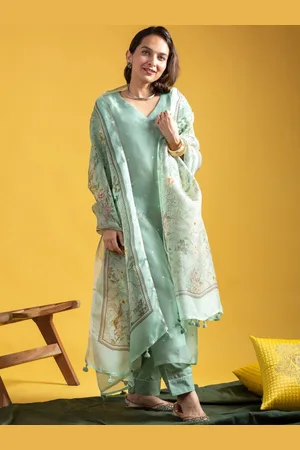 DIVASTRI Women Ethnic Motifs Embroidered Regular Sequinned Chanderi Silk Kurta with Trousers & With Dupatta