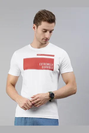 Huetrap Men White & Red Typography Printed Cotton T-shirt