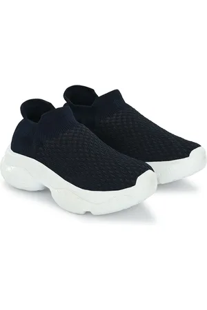 MAGNOLIA Women Sneakers