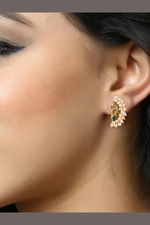 DIVASTRI Contemporary Studs Earrings