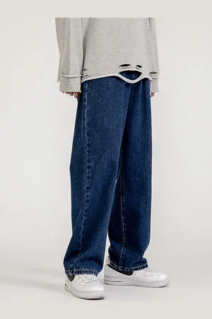 HERE&NOW Men Straight Fit Slash Knee Jeans