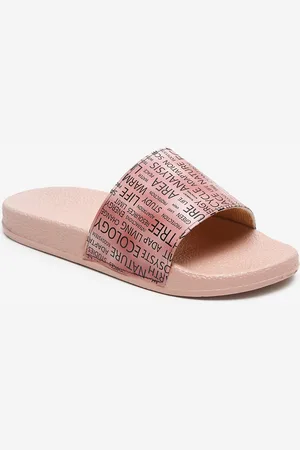 Misto Women Printed Flip Flops