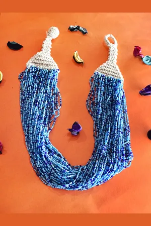 Bamboo Tree Jewels Blue & Off White Necklace