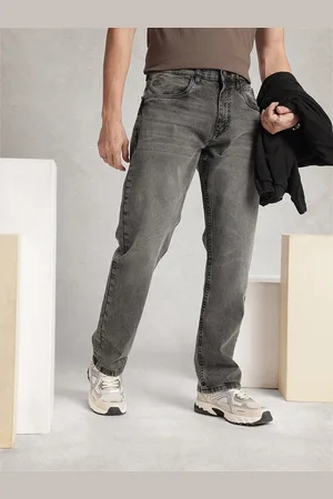 WROGN Men Anti Fit Light Fade Stretchable Jeans