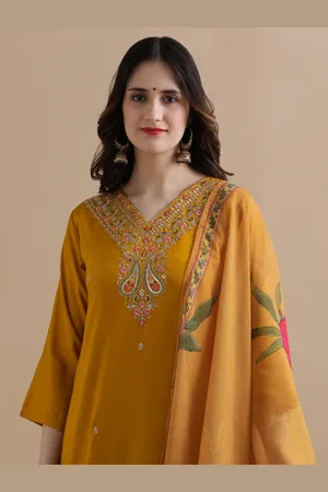Jaipur Women Ethnic Motifs Embroidered Regular Sequinned Chanderi Cotton Kurta with Trousers & With