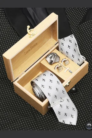 LOUIS STITCH Men Arrow Grey Italian Silk Necktie Accessory Gift Set