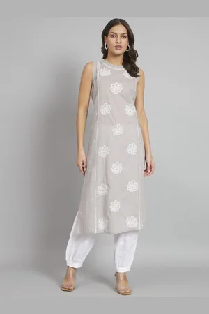 akheri Floral Embroidered Round Neck Thread Work Pure Cotton Straight Kurta