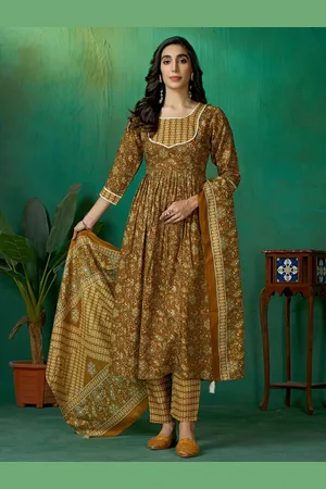DIVASTRI Women Floral Printed Regular Gotta Patti Pure Cotton Kurta with Trousers & With Dupatta