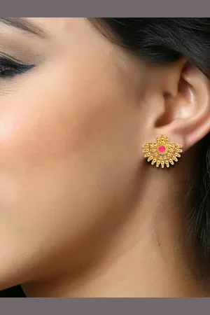DIVASTRI Contemporary Studs Earrings