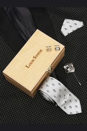 LOUIS STITCH Men