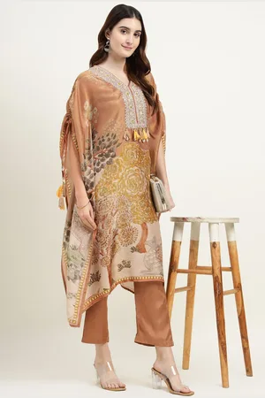 ZARI Women Floral Printed Regular Thread Work Kurta with Trousers