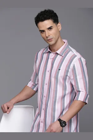 Invictus Men Standard Slim Fit Opaque Striped Casual Shirt