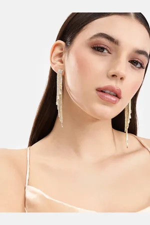 DressBerry Contemporary Drop Earrings
