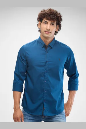 SPYKAR Men Solid Spread Collar Slim Fit Casual Shirt
