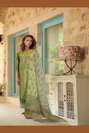 Kalini Women Floral Printed Regular Kurta with Trousers & With Dupatta