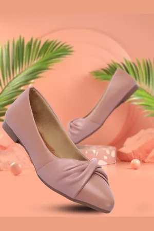 DressBerry Pink Twisted Detail Pointed Toe Ballerinas