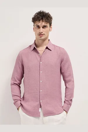 The Bear House Men Spread Collar Solid Casual Shirt