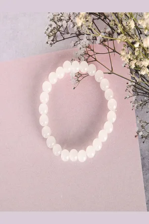 NVR White Beaded Elasticated Bracelet