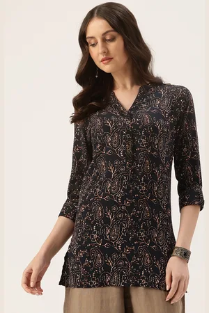 Amukti Mandarin Collar Paisley Printed Tunic