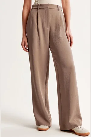 Chemistry Women Classic Skinny Fit High-Rise Pleated Trousers