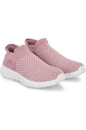 MAGNOLIA Women Sneakers