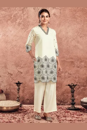 Moda Rapido Printed V-Neck Top With Trousers Co-Ords