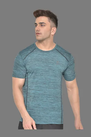 HRX Men Solid Rapid-Dry Round Neck T-shirt