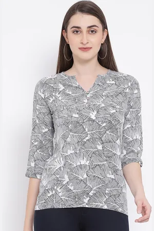 Crimsoune Club Women Blue Printed Top