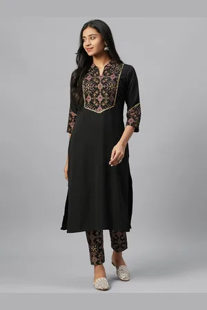Kalini Women Ethnic Motifs Yoke Design Flared Sleeves Thread Work Crepe Kurta