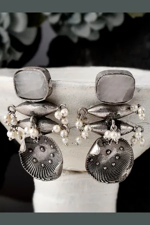 Dastoor Silver-Toned Contemporary Drop Earrings