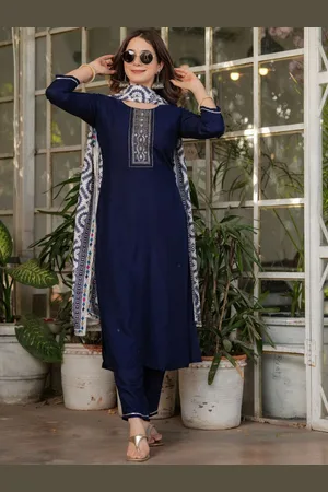 Kalini Floral Yoke Design Sequinned Kurta With Trousers And Dupatta