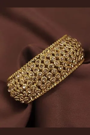 I Jewels Gold-Plated Stone Studded Bangle