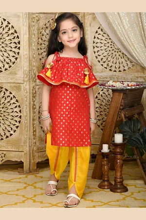 SAKA DESIGNS Girls Ethnic Motifs Printed Sleeveless Kurta with Dhoti Pants