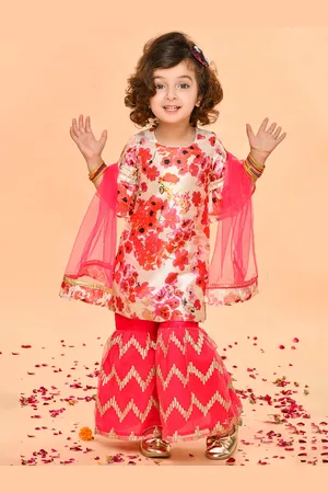SAKA DESIGNS Girls Pink Floral Printed Regular Kurti with Sharara & With Dupatta