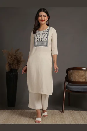 Antaran Women Geometric Embroidered Thread Work Kurta