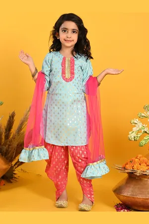 SAKA DESIGNS Girls Ethnic Motifs Printed Sequinned Kurta with Dhoti Pants & With Dupatta