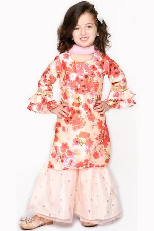 SAKA DESIGNS Girls Floral Printed Sequinned Kurta with Sharara & Dupatta