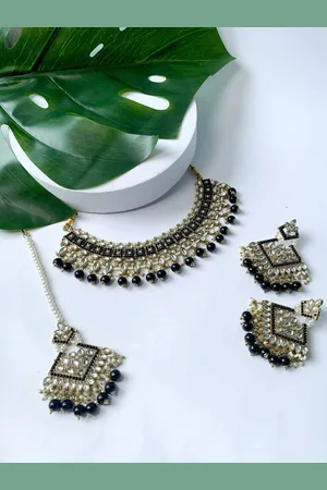 I Jewels Gold-Plated Kundan Studded & Beads Beaded Necklace With Earrings & Maang Tika