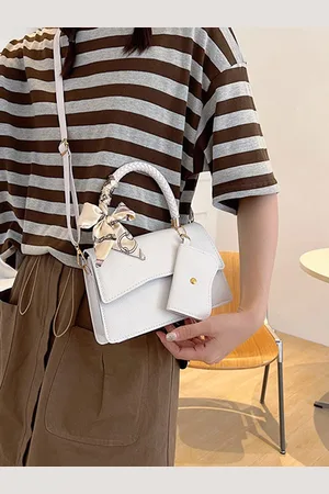 Styli Metallic Ribbon Design Handbag