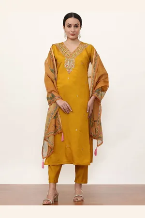 Jaipur Women Paisley Embroidered Regular Sequinned Chanderi Silk Kurta with Trousers & With Dupatta