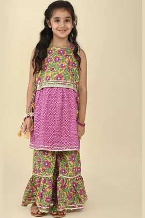 LIL PITAARA Girls Floral Printed Regular Gotta Patti Pure Cotton Straight Kurta & Sharara