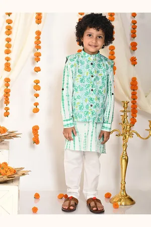 LIL PITAARA Boys Dyed Pure Cotton Regular Kurta & Pyjamas With Nehru Jacket
