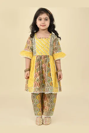 LIL PITAARA Girls Floral Printed Square Neck Bell Sleeves Cotton Anarkali Kurta & Palazzo