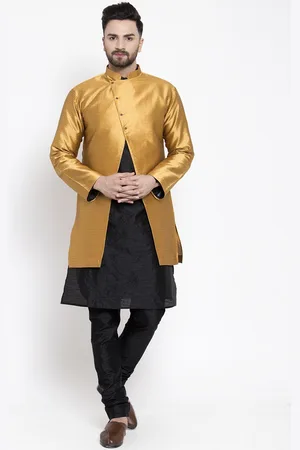 Kaifoo Men Black Kurta with Churidar & Jacket